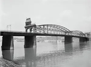 Monongahela: Bridge - infrastructure - river - Pittsburgh