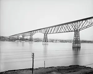Poughkeepsie: Bridge - Poughkeepsie - Architecture