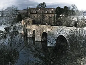 Andrew Besley: Bridge across River Dart at Staverton, Devon