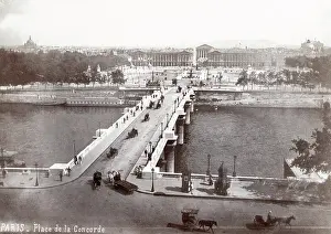 Breakwater: Bridge, River Seine, Place de la Concorde, Paris, France
