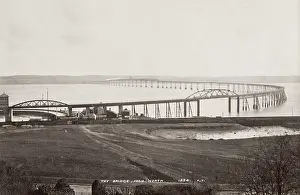 Archiecture: Bridge over the River Tay, Scotland