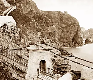 Holyhead: Bridge to South Stack Lighthouse near Holyhead