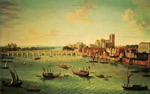 Spanning: Bridge Spanning Thames. London