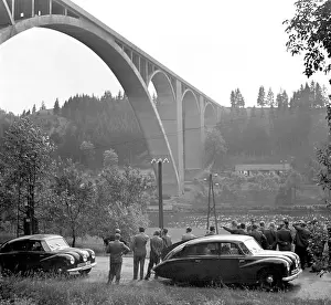 Tatraplan: Bridge over Vltava