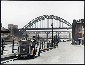 Gateshead: BRIDGES ON THE TYNE