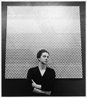 BRIDGET RILEY (1931 - )