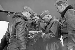 Auxiliaries: Briefing at the Condor Legion in Spain, 1939