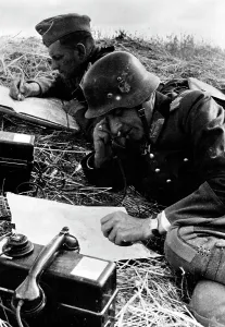 Sketched: Briefing on the Eastern Front, 1942
