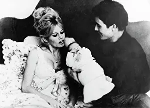 Attain: Brigitte Bardot, Jacques Charrier and baby Nicolas