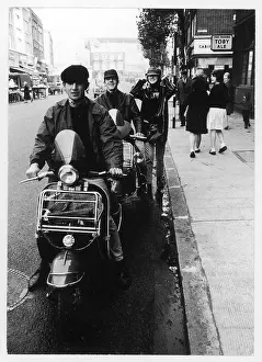 Berets: BRITAIN/1960S MODS