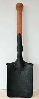 Entrenching: British Army issue entrenching tool (spade)
