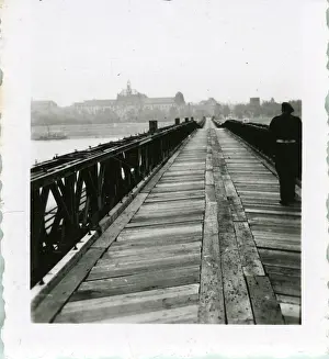 Dusseldorf: British Army Royal Engineers building The Freeman Bridge