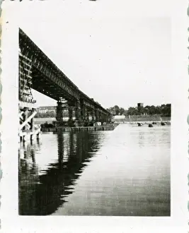 Dusseldorf: British Army Royal Engineers building The Freeman Bridge