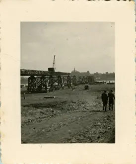 Dusseldorf: British Army Royal Engineers building The Freeman Bridge