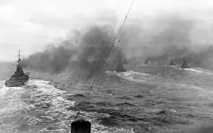 Avoiding: British battle fleet avoiding enemy submarines, WW1