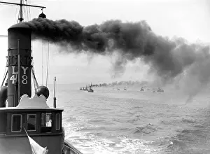 Drifter: British drifter fleet at sea, WW1