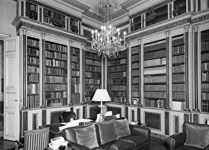 Fauborg: British Embassy in Paris