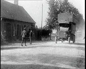 Mons: British Expeditionary Force Soldiers Returning