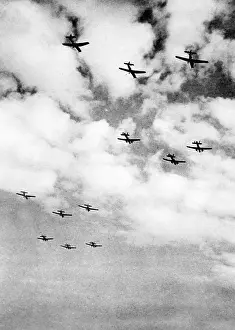Gliders: British fighter planes, 1939