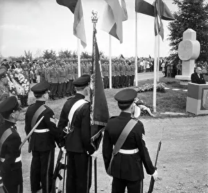Beforehand: British and German soldiers remember the Battle of Blenheim