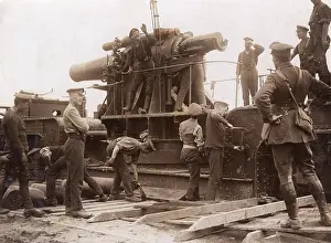 Camaraderie: British gunners with heavy artillery, WW1
