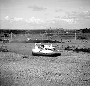 Gosport: British Hovercraft Corporation SRN.5 No.006
