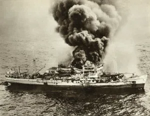Dara: The British liner, Dara, on fire