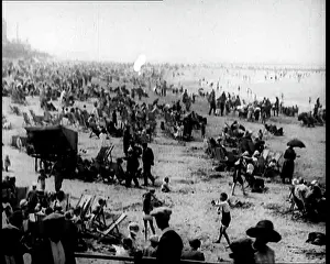 British Pathé Ltd: British People Enjoying the Beach
