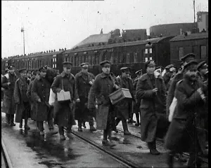 British Pathé Ltd: Former British Prisoners Of War Returning Home