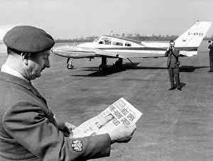 Hughie: British private jet with moderator Hughie Green fired at by