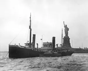 Anchored: British ships captured because of alcohol smuggling, 1927