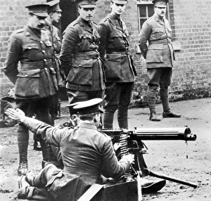 Hythe: British soldiers undergoing weapons training, WW1