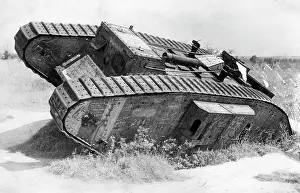 Reims: British tank on the road Reims-Cochons after the First World