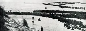 Dunkirk: British troops await rescue ships at Dunkirk, WW2