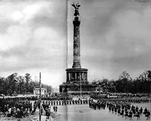 Konigsplatz: British Troops Parading in Berlin, Second World War, 1945