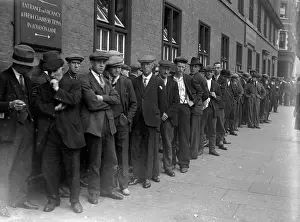 Dole: BRITISH UNEMPLOYED MEN