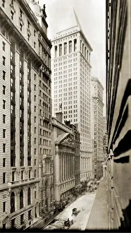 Securities: Broad Street looking north to the intersection ?