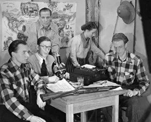 Rundfunk: broadcast, television, studios, recording of