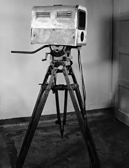 Nwdr: broadcast, television, technics, makeshift camera