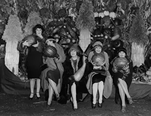 Beatrice: Broadway actresses with pumpkins, 1926