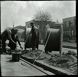 Electricty: Broadway laying cable