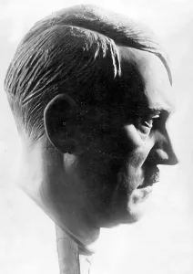 Dresdner: Bronze bust of Adolf Hitler, 1933