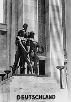 Fellowship: Bronze statue fellowship in front of the German Pavilion