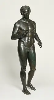 Statuettes: Bronze statuette: Athlete