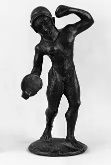Amphora: Bronze thrower. Etruscan