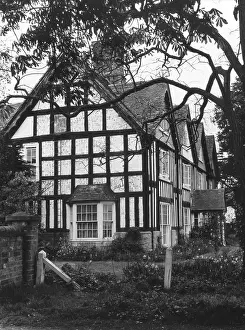 Throckmorton: BROOM HALL