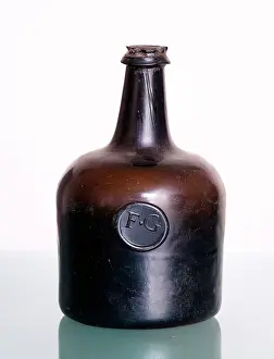 1720s: Brown Bordeaux wine bottle