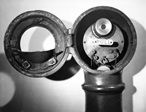 Browns: Brown's fire alarm head (open)