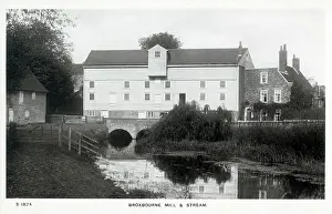 Broxbourne: Broxbourne Mill and Stream