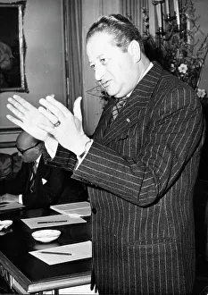 Kreisky: Bruno Kreisky speaking during a meeting